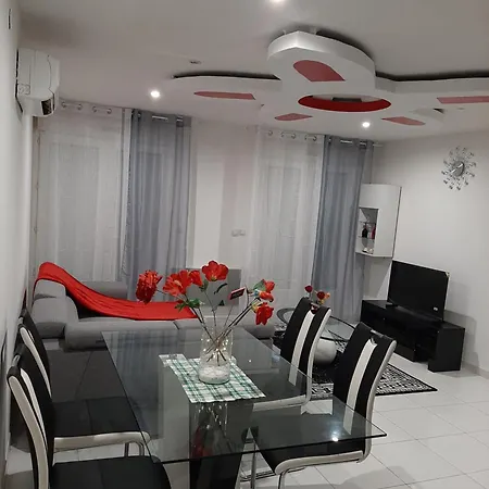 Kwatera prywatna Joyce Knutange